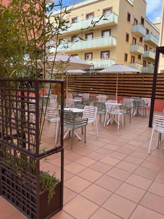 Tossa Beach Center 滨海托萨 外观 照片