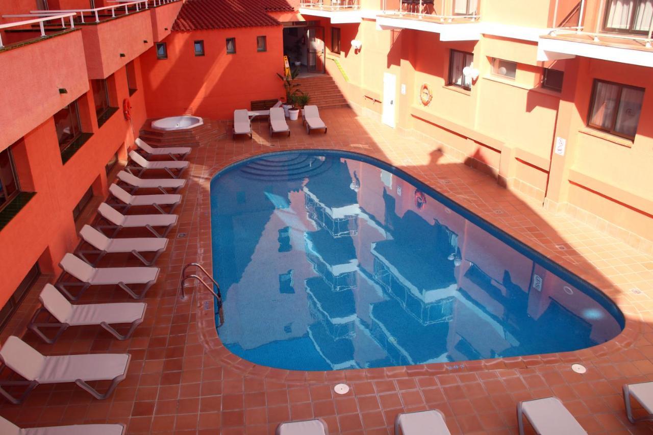 Tossa Beach Center 滨海托萨 外观 照片