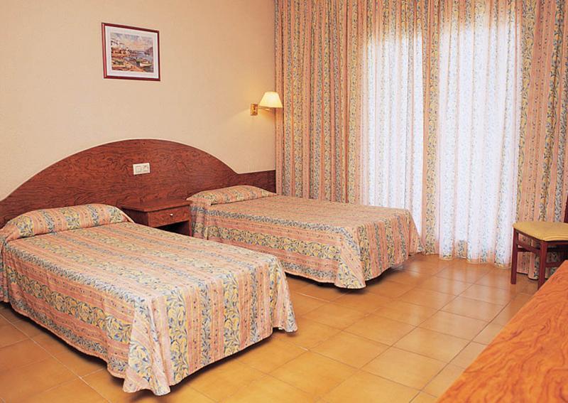 Tossa Beach Center 滨海托萨 外观 照片